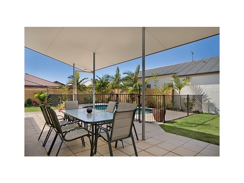 3 Flores Street, Kawana Island QLD 4575