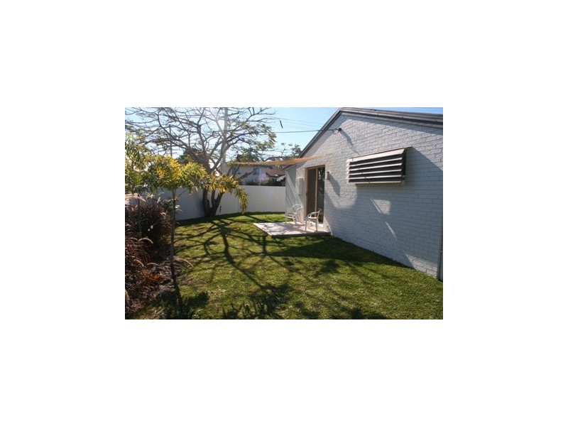 29 Ocean View Avenue, Mooloolaba QLD 4557