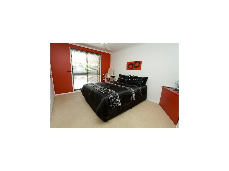 7 Poplar Place, Mooloolaba QLD 4557