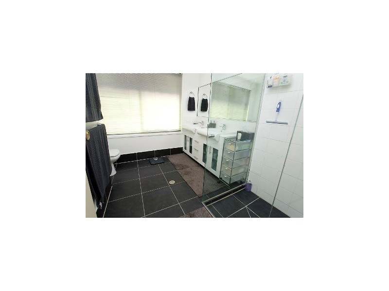 7 Poplar Place, Mooloolaba QLD 4557