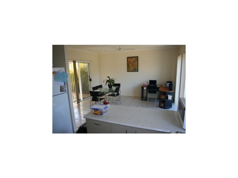 10 Irving Place, Sippy Downs QLD 4556