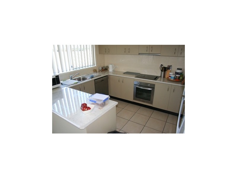 10 Irving Place, Sippy Downs QLD 4556