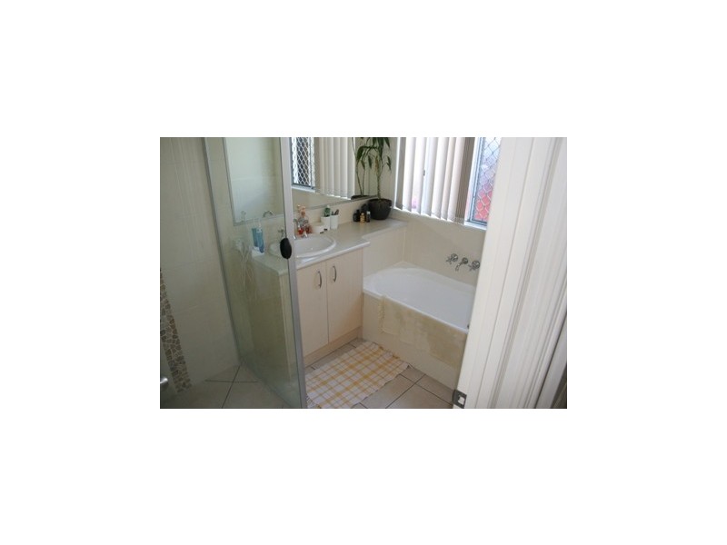 10 Irving Place, Sippy Downs QLD 4556