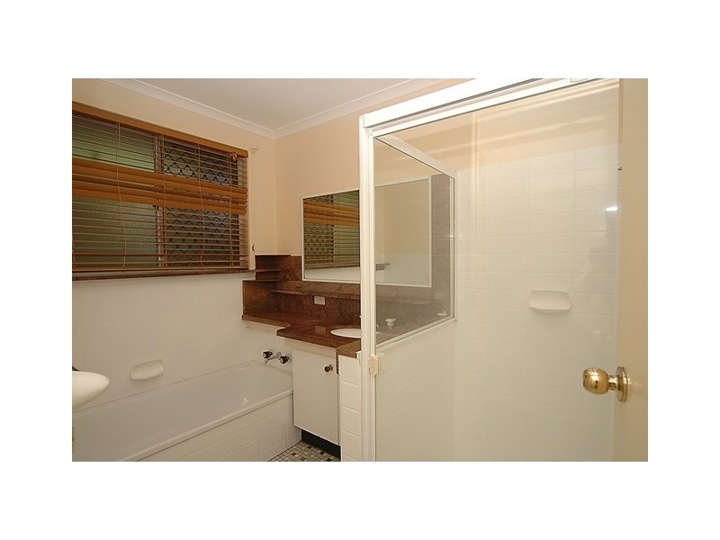 16 Palkana Drive, Warana QLD 4575