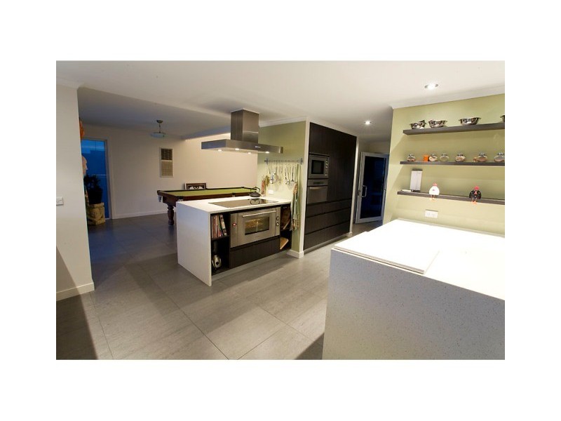 36 Coorumbong Close, Mooloolaba QLD 4557
