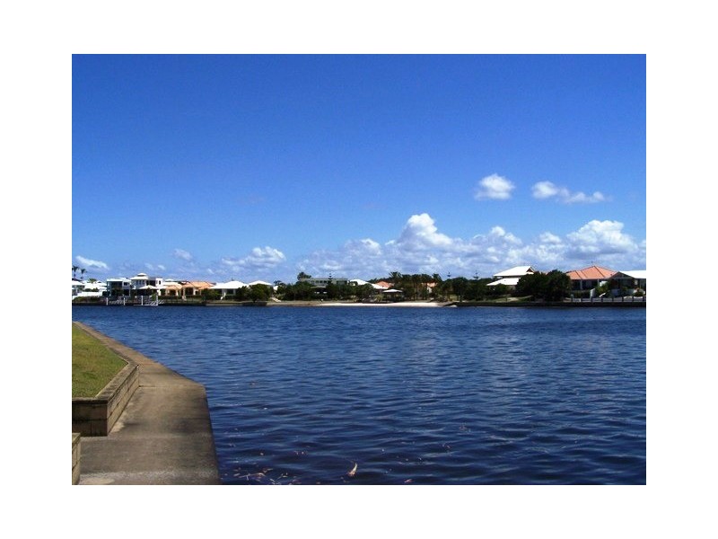 205 Melody Court, Warana QLD 4575