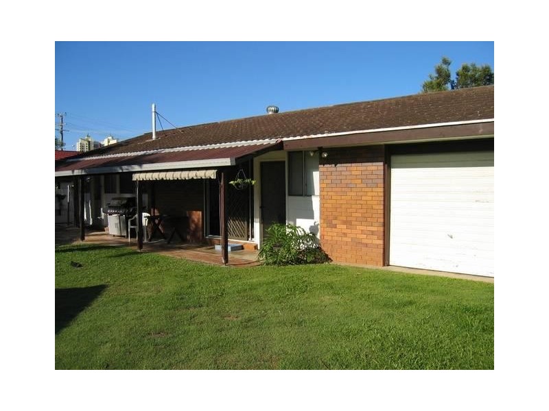 4 Yulunga Place, Mooloolaba QLD 4557