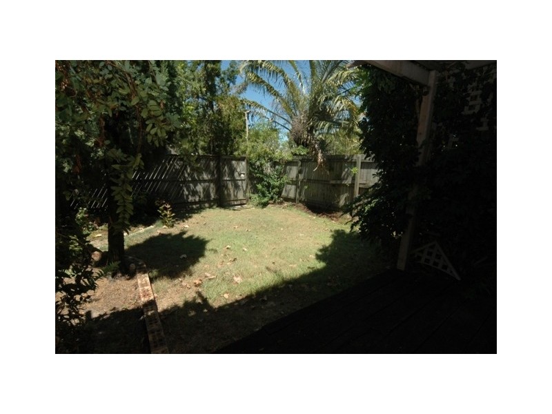 2/9 Kapala Street, Mooloolaba QLD 4557