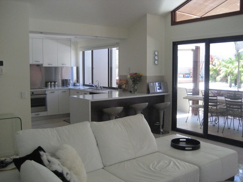 75 Palm Drive, Mooloolaba QLD 4557