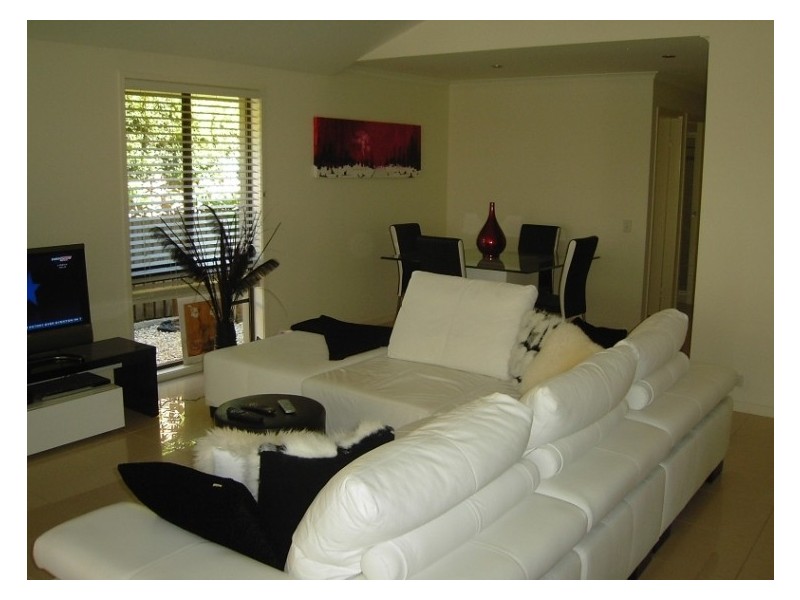 75 Palm Drive, Mooloolaba QLD 4557