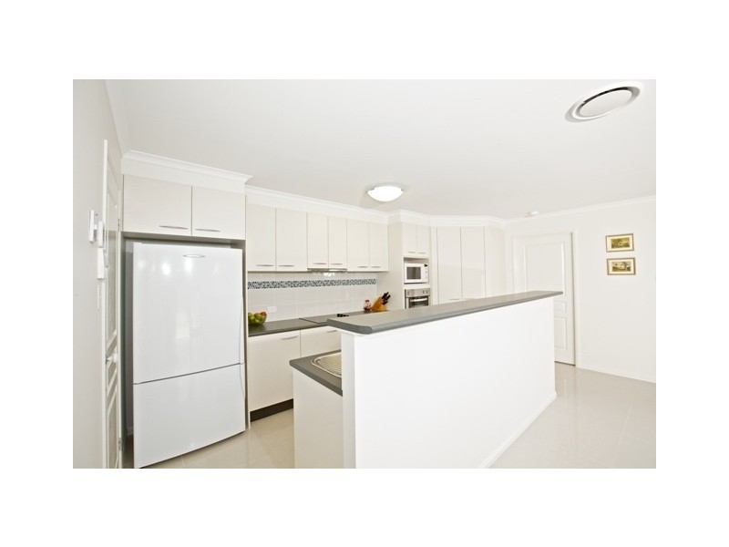 10 Mulgani Street, Warana QLD 4575