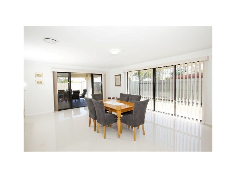 10 Mulgani Street, Warana QLD 4575