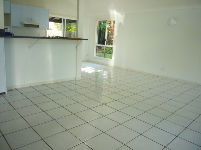 240 Oceanic Drive, Bokarina QLD 4575