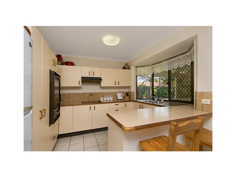 11 Pheasant Street, Parrearra QLD 4575