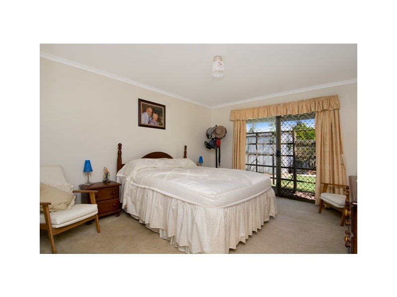 11 Pheasant Street, Parrearra QLD 4575