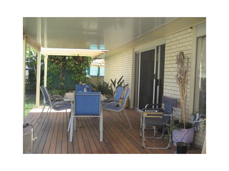 4 Coonawa Street, Buddina QLD 4575