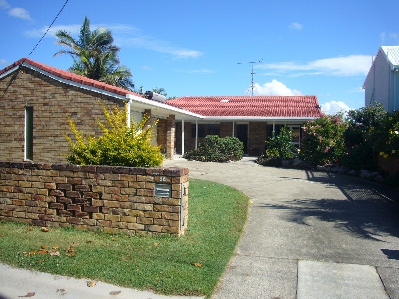 82 Lowanna Drive, Buddina QLD 4575