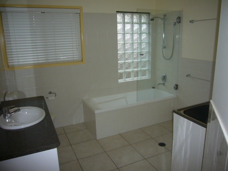 82 Lowanna Drive, Buddina QLD 4575