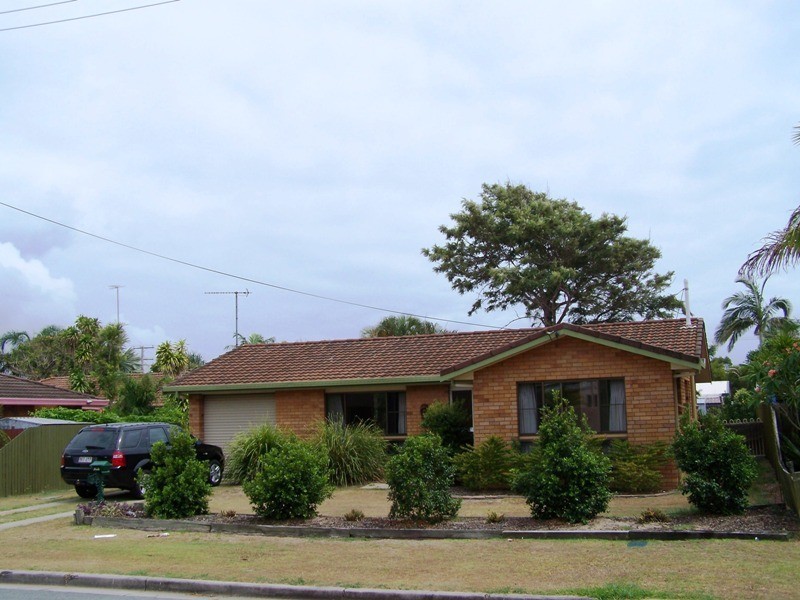 17 Mallawa Street, Buddina QLD 4575