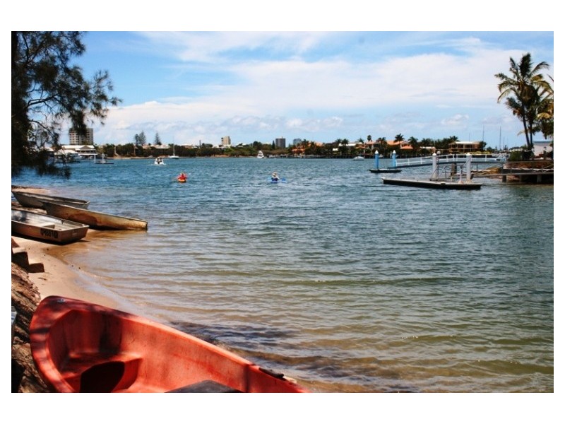 11 Bindaree Crescent, Mooloolaba QLD 4557