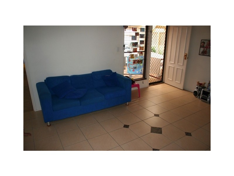 106 / 8 Melody Court, Warana QLD 4575