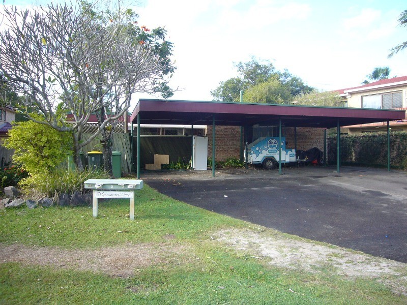 2/10 Goonawarra Drive, Mooloolaba QLD 4557