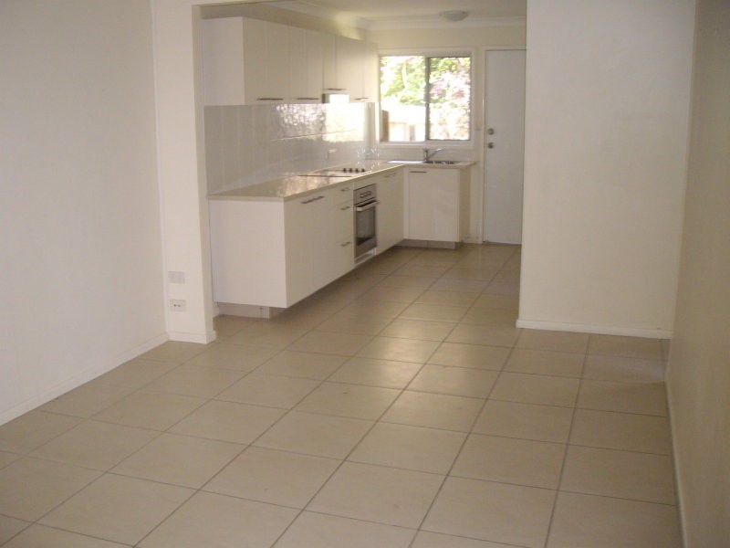 1/6 Goonawarra Drive, Mooloolaba QLD 4557