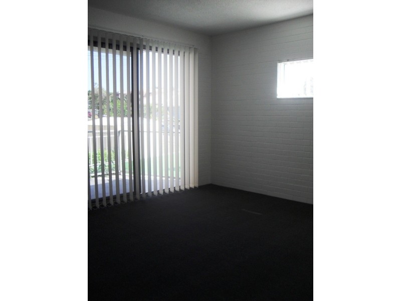 Unit 2 244 Alexandra Parade, Alexandra Headland QLD 4572