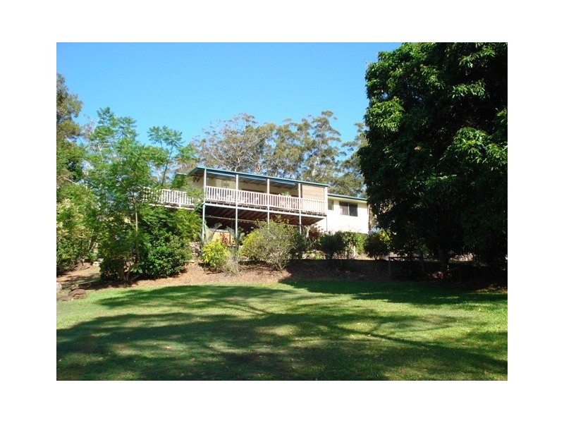 88 Rainforest Road, Chevallum QLD 4555