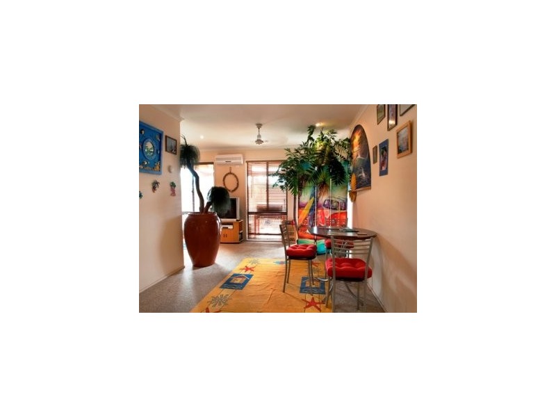 130/8 Melody Court, Warana QLD 4575