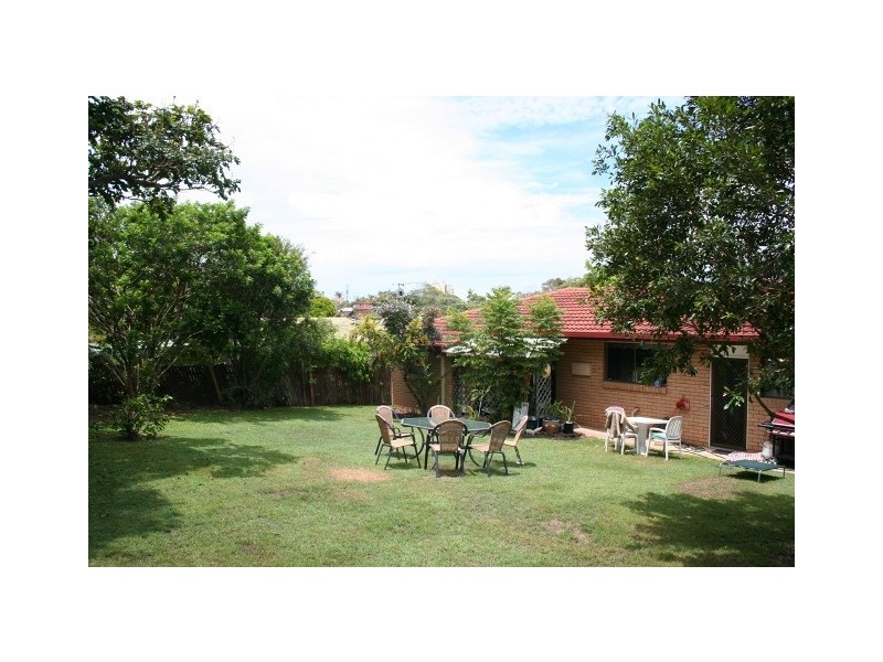 22 Ocean View Avenue, Mooloolaba QLD 4557
