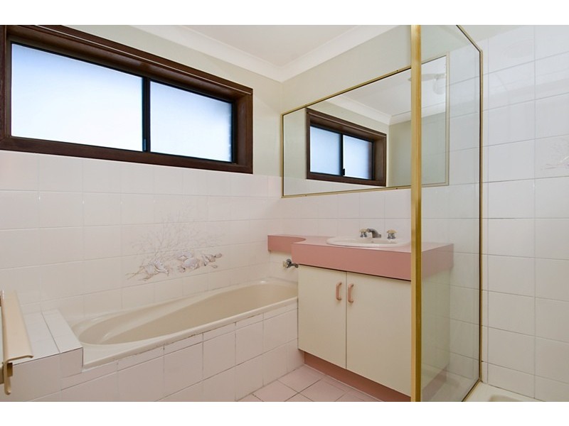 1 Warrina Court, Mooloolaba QLD 4557