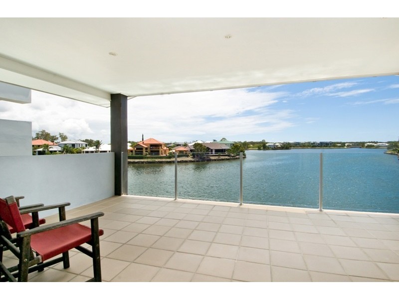 14 Staysail Place, Twin Waters QLD 4564