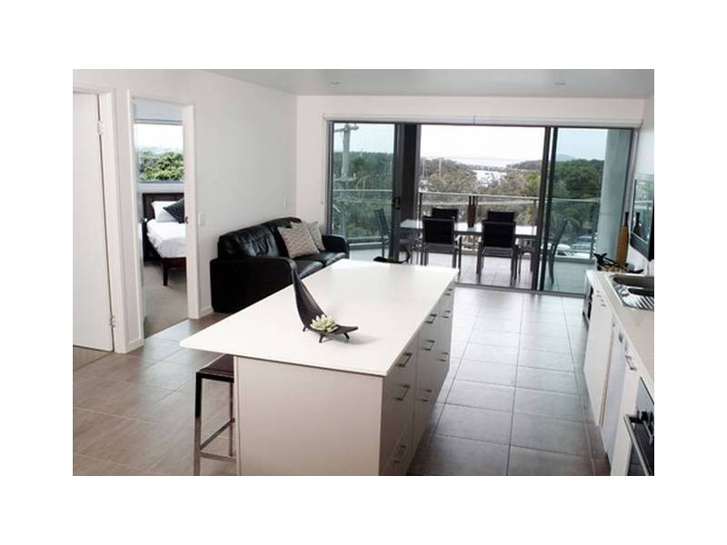 Unit 4 ‘One on Harbour Parade, Buddina QLD 4575
