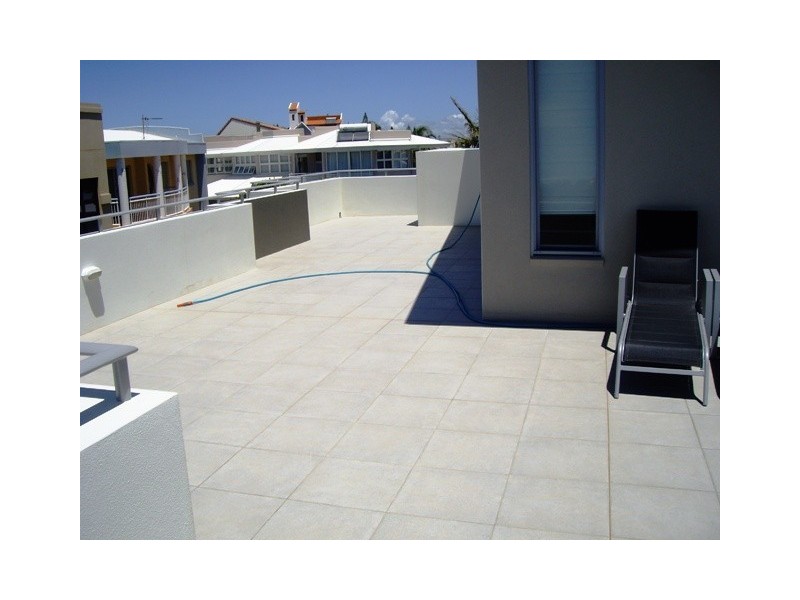 Unit 4 ‘One on Harbour Parade, Buddina QLD 4575