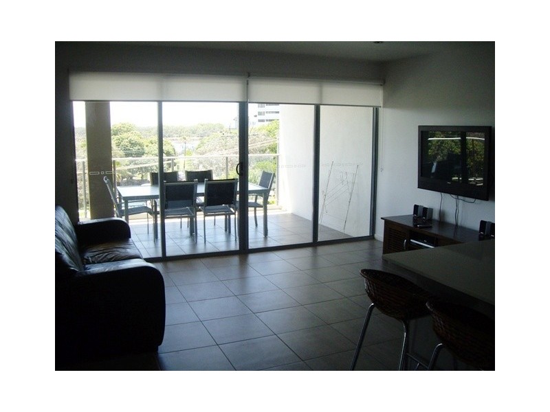 Unit 4 ‘One on Harbour Parade, Buddina QLD 4575