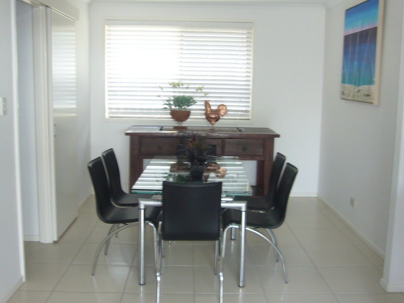24 Oceanic Drive, Warana QLD 4575