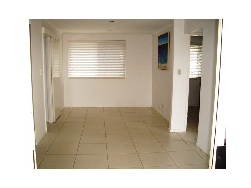 24 Oceanic Drive, Warana QLD 4575