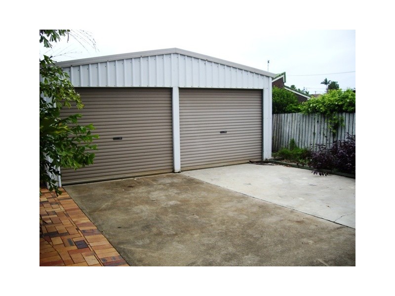 8 Palkana Drive, Warana QLD 4575