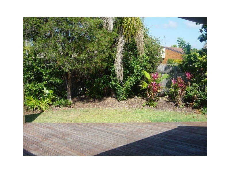 6 Wandoo Street, Minyama QLD 4575