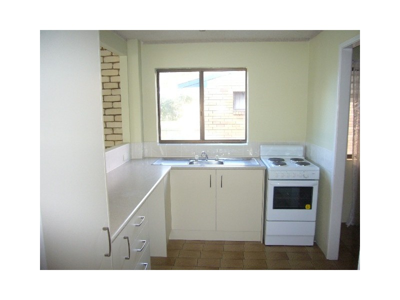 4/12 Pangarinda Place, Mooloolaba QLD 4557