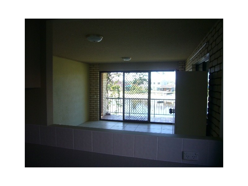 4/12 Pangarinda Place, Mooloolaba QLD 4557