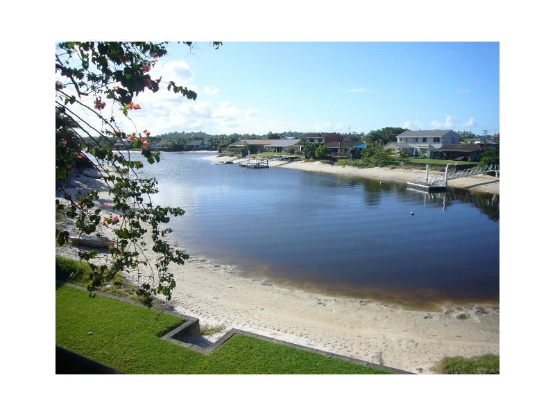 4/12 Pangarinda Place, Mooloolaba QLD 4557