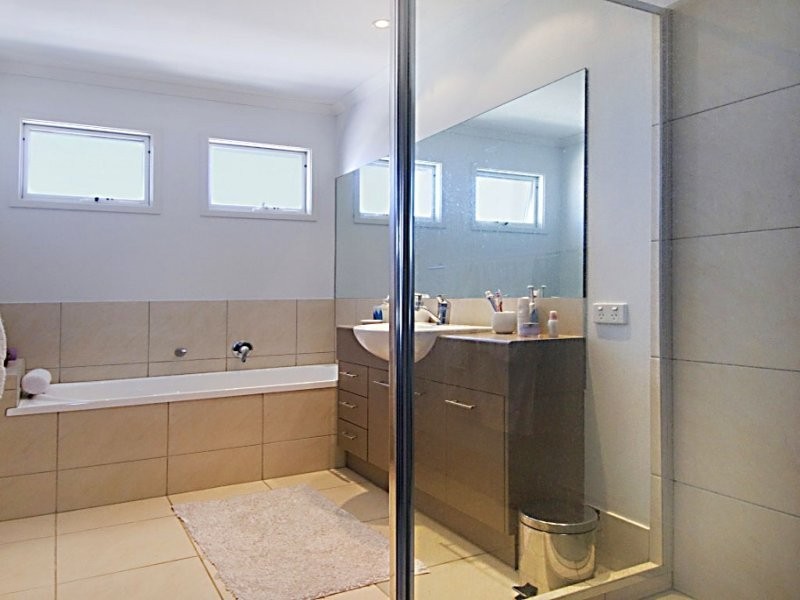 2 Komodo Court, Kawana Island QLD 4575