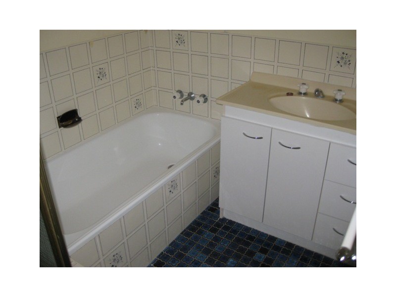 82 Lapoinya Crescent, Warana QLD 4575