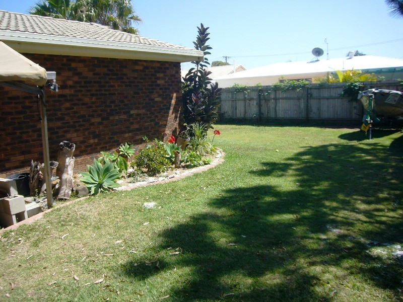 7 Minkara Street, Warana QLD 4575