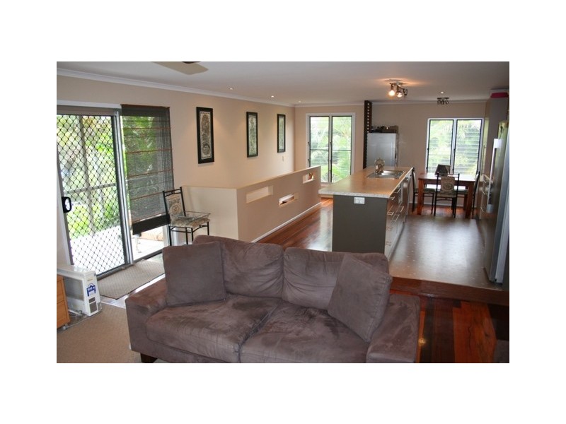 43 Yaringa Ave, Buddina QLD 4575