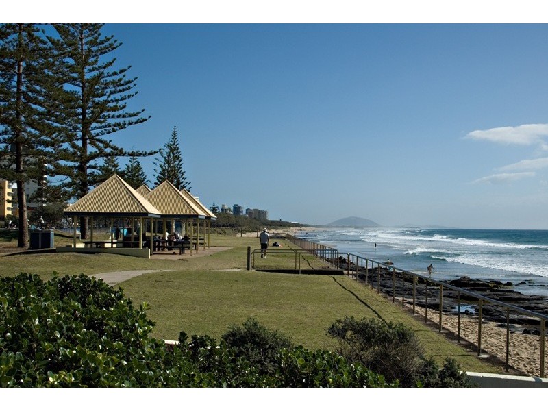 Unit 5 Surf Chalet 112 Alexandra Parade, Alexandra Headland QLD 4572