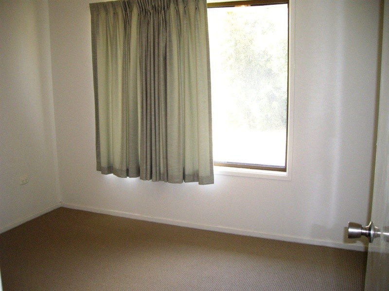 27 Balyarta Crescent, Mooloolaba QLD 4557