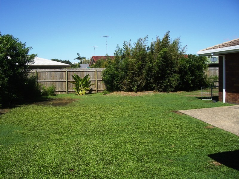 27 Balyarta Crescent, Mooloolaba QLD 4557